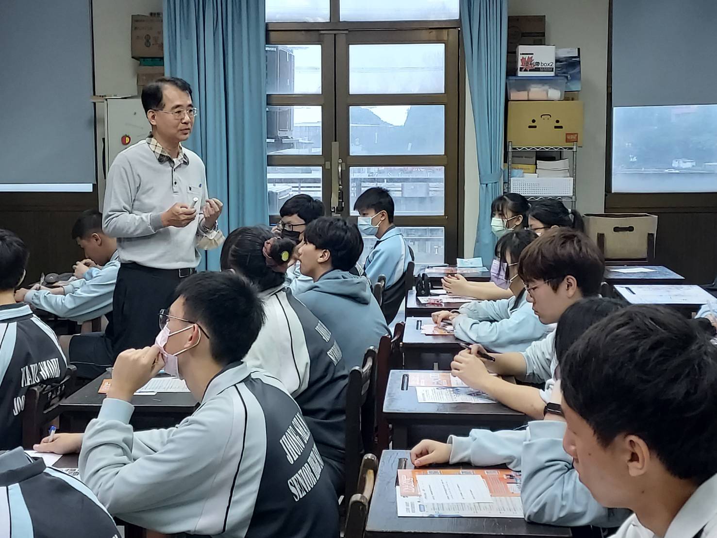 連結到基隆市立中山高中_資工系李孟書老師